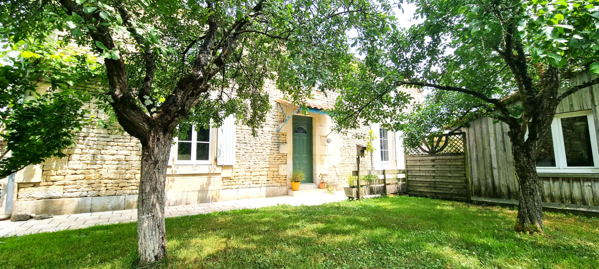 Agence immobilière de 
 Groupe Immobilier ACCORD Aiffres - Groupe Immobilier ACCORD 
