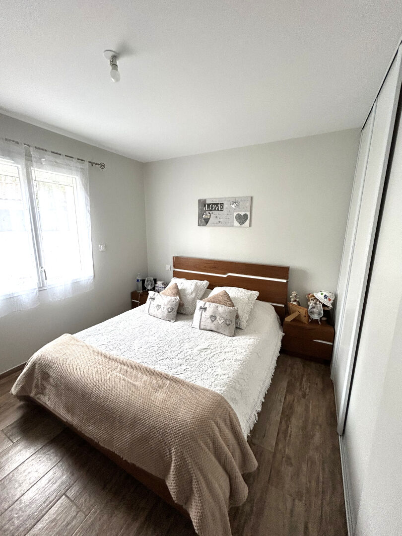 Photo BESSINES - Maison plain pied image 5/6