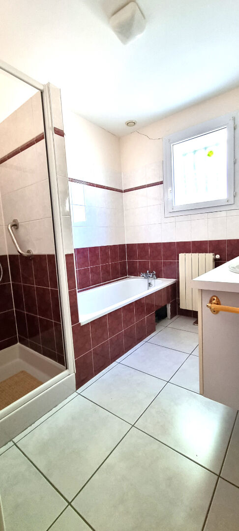 Photo Maison Aiifres . 5 pièces.105 m2 image 6/6