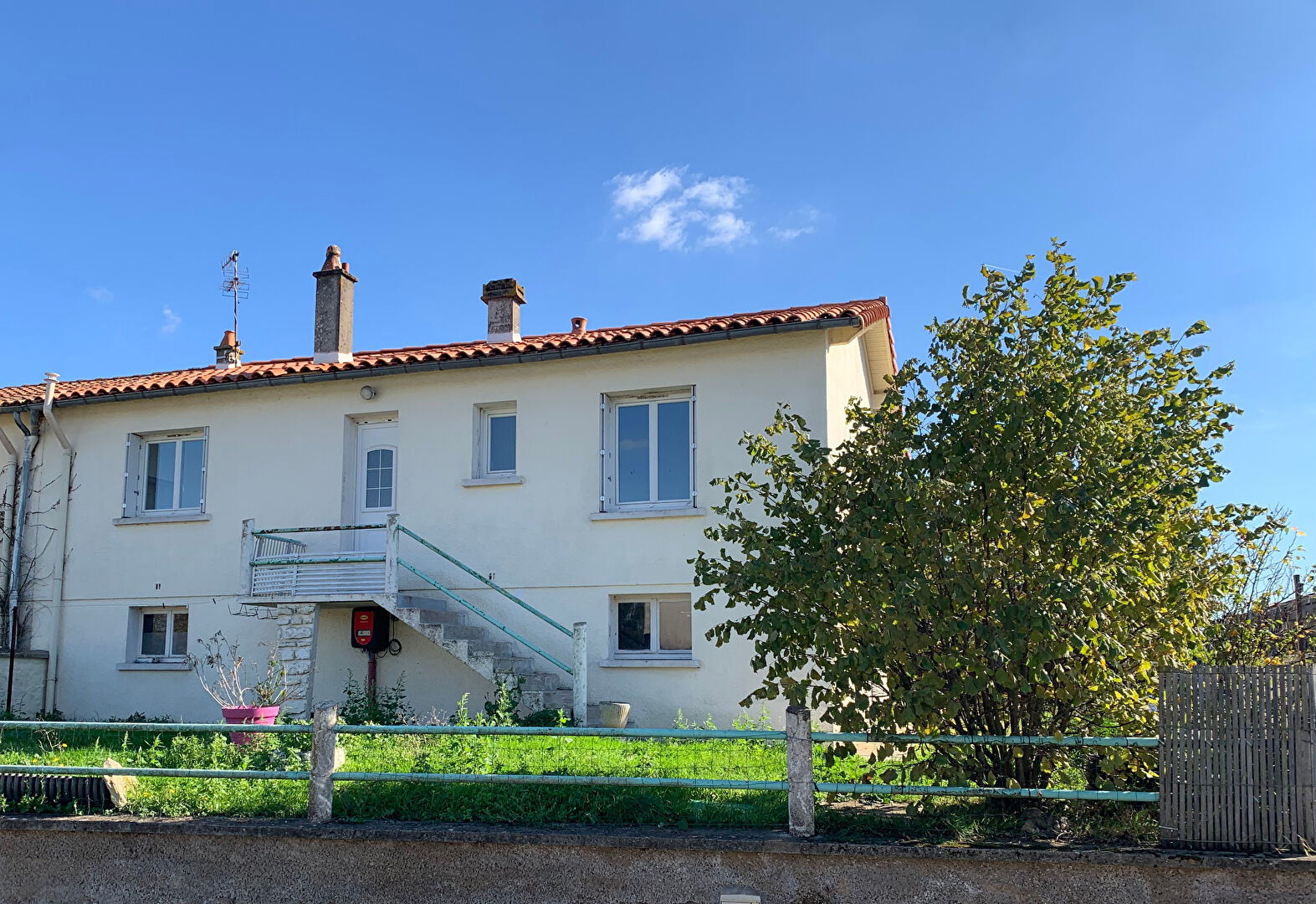 Maison  3 pièces à FORS.  70 m2