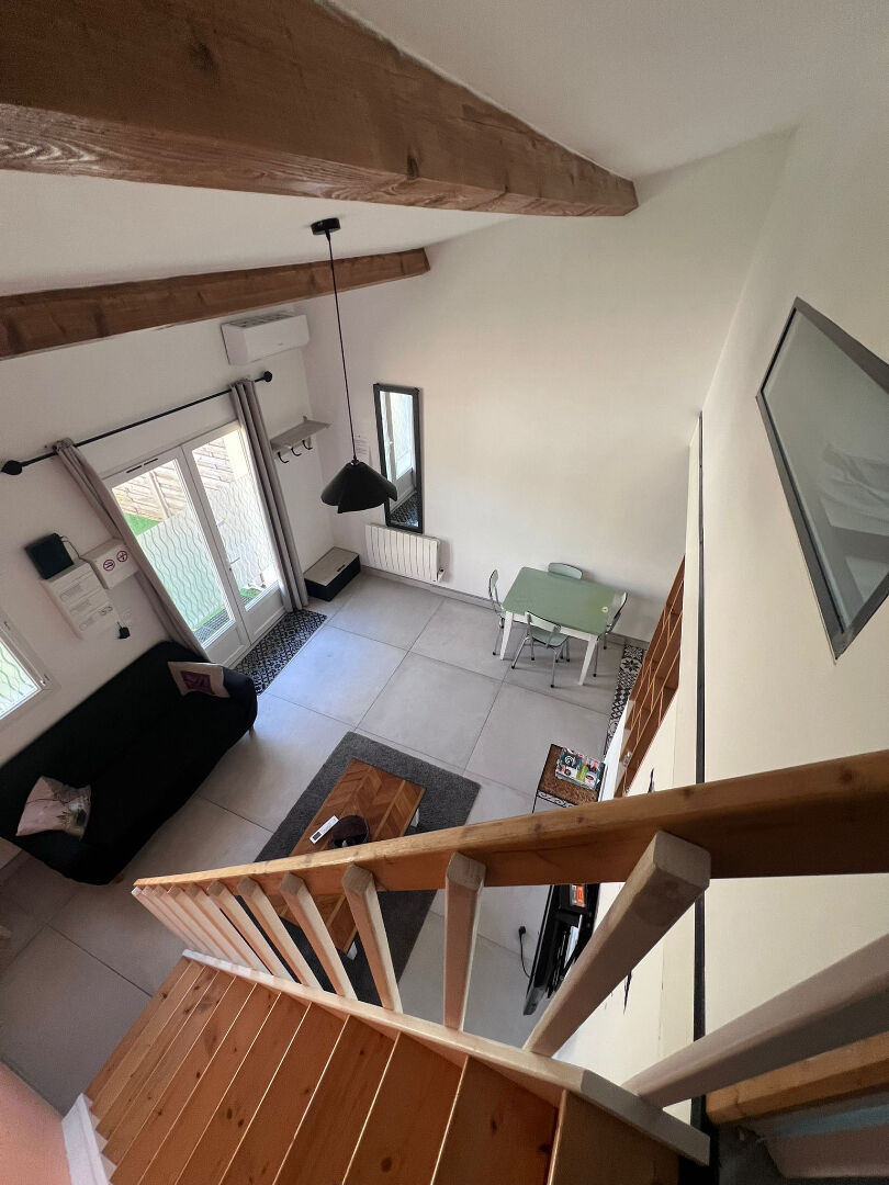 Photo MAISON  T1 BIS  MEUBLEE  A NIORT (SEVREAU) image 4/6