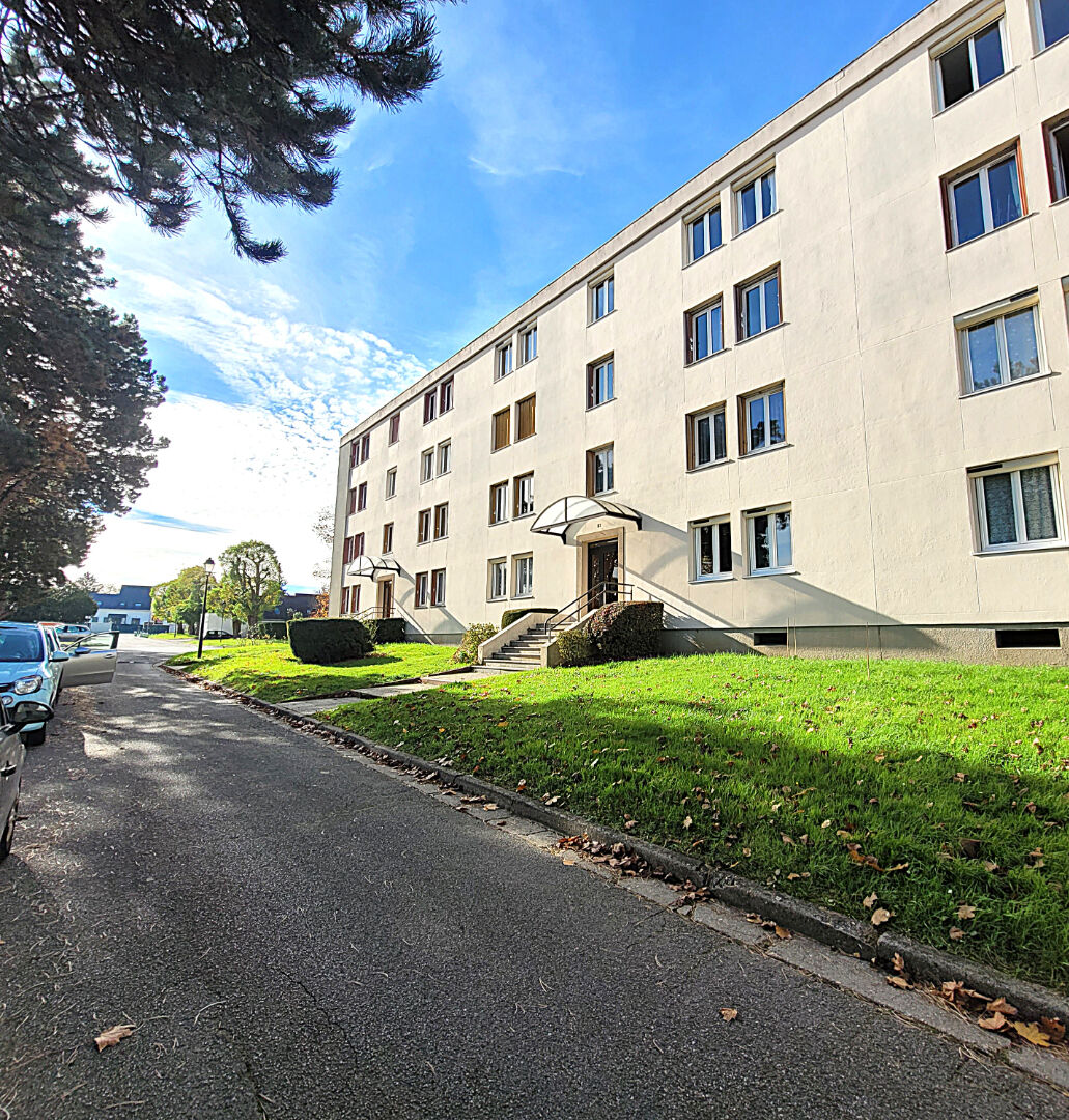 Photo Appartement Nozay 4 pièce(s) 74.31 m2 image 2/6