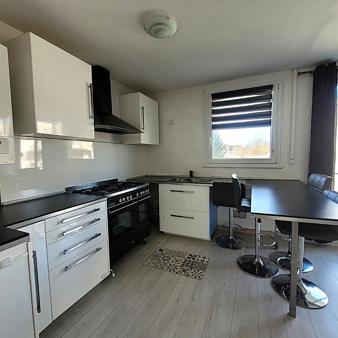 Photo Appartement Nozay 4 pièce(s) 74.31 m2 image 6/6