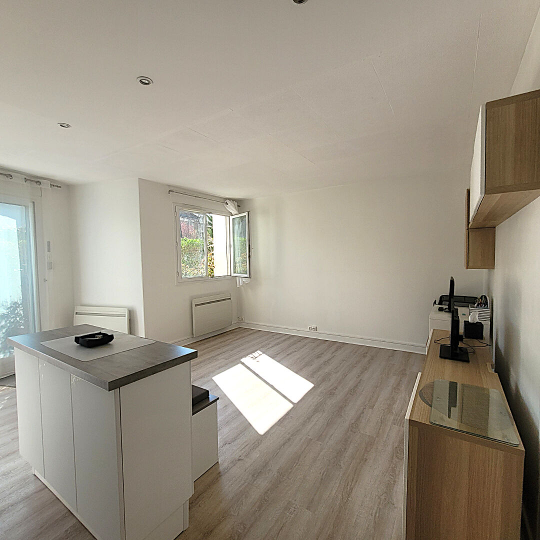 Agence immobilière de 
 Groupe LAVIL - GROUPE LAVIL 
