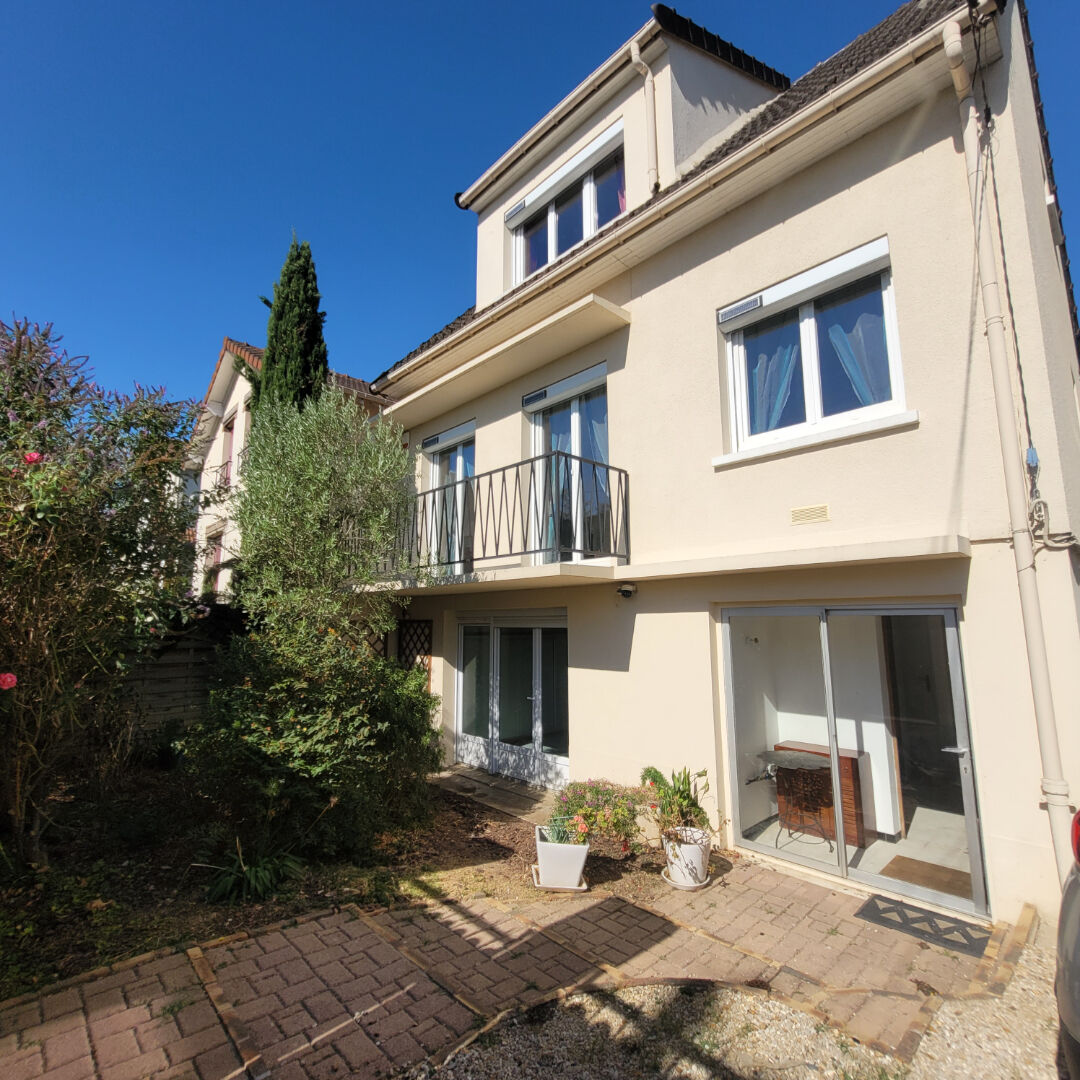 Agence immobilière de 
 Groupe LAVIL - GROUPE LAVIL 
