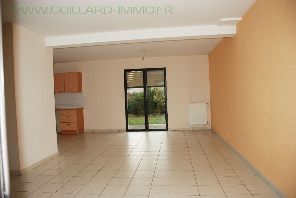 Photo Maison  NOUVOITOU  - récente 2003 - 4 chambres -114 m2 image 3/6