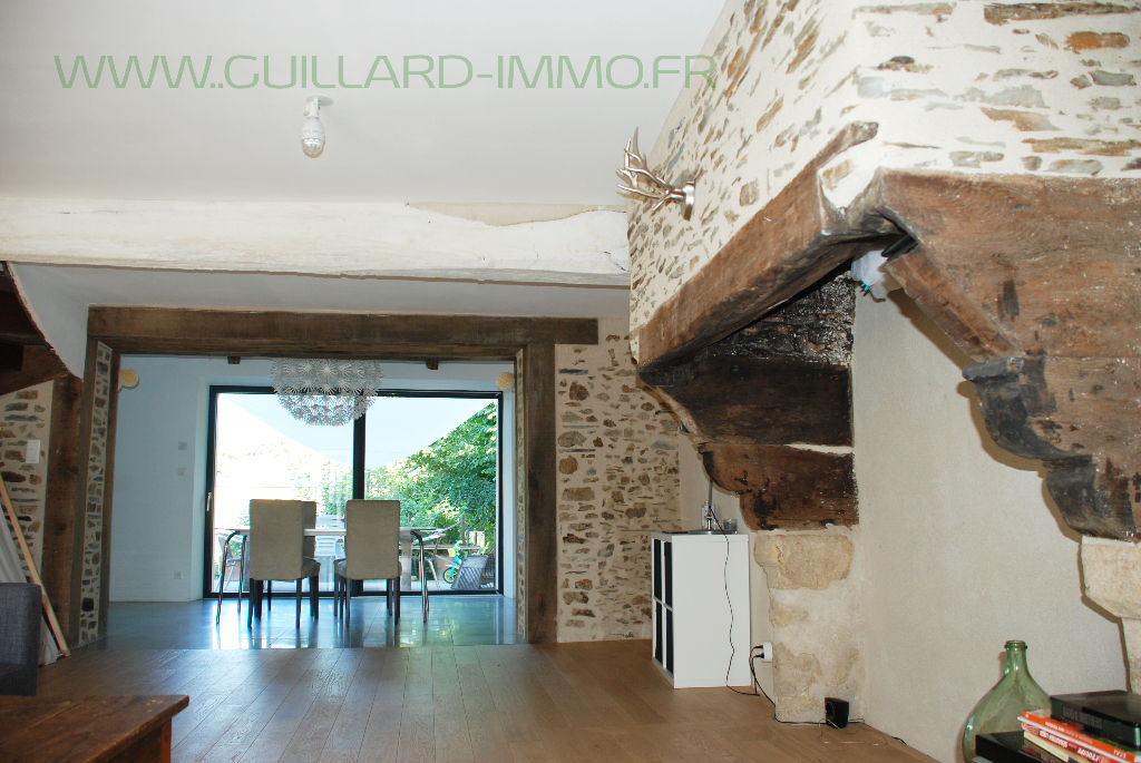 Photo Maison  rénovée - Châteaugiron - Prestations de qualité - 170 m2 image 3/6