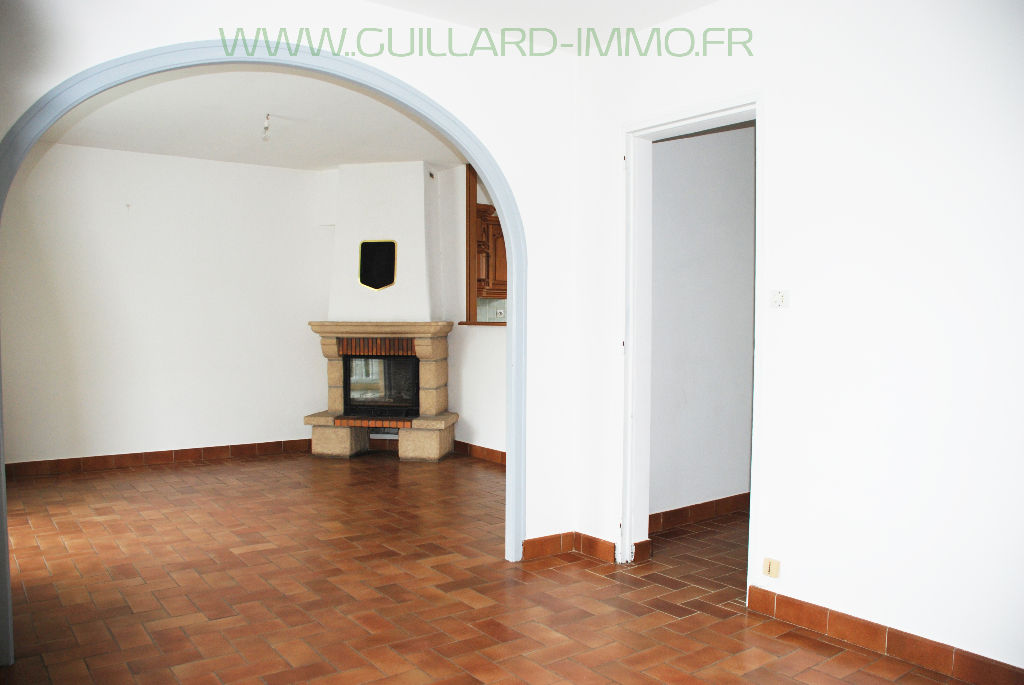 Photo Maison centre bourg Janzé non mitoyenne - 4 chambres - terrain 470 m² image 2/4