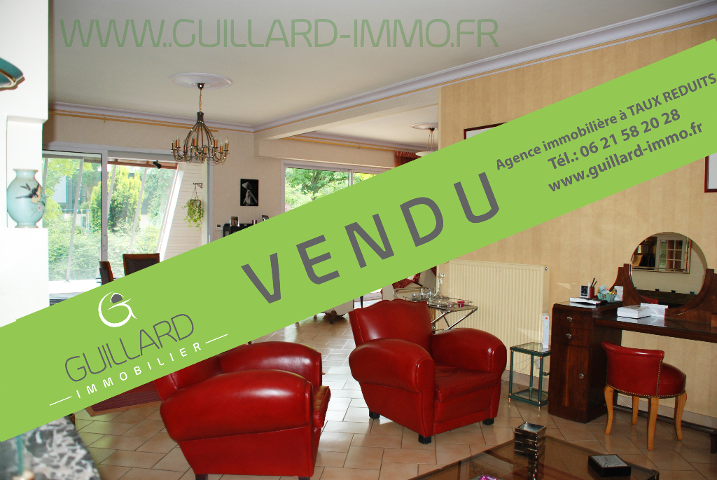 Maison  d'architecte de 165 m2 - 4 chambres - 4 780 m² terrain