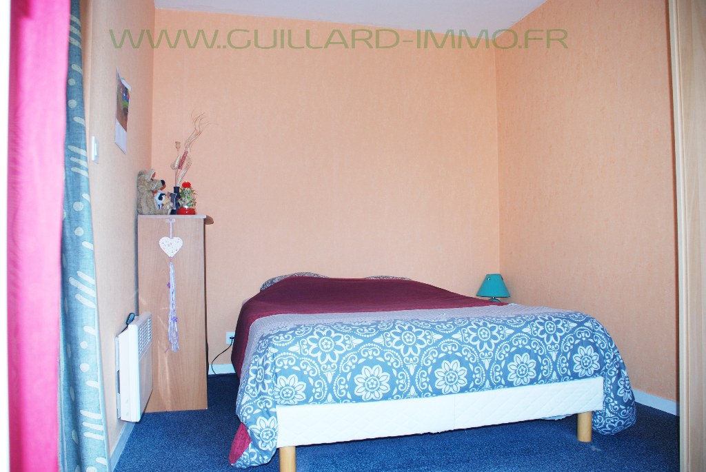 Photo Appartement centre Janzé - T1Bis avec balcon & garage image 2/3