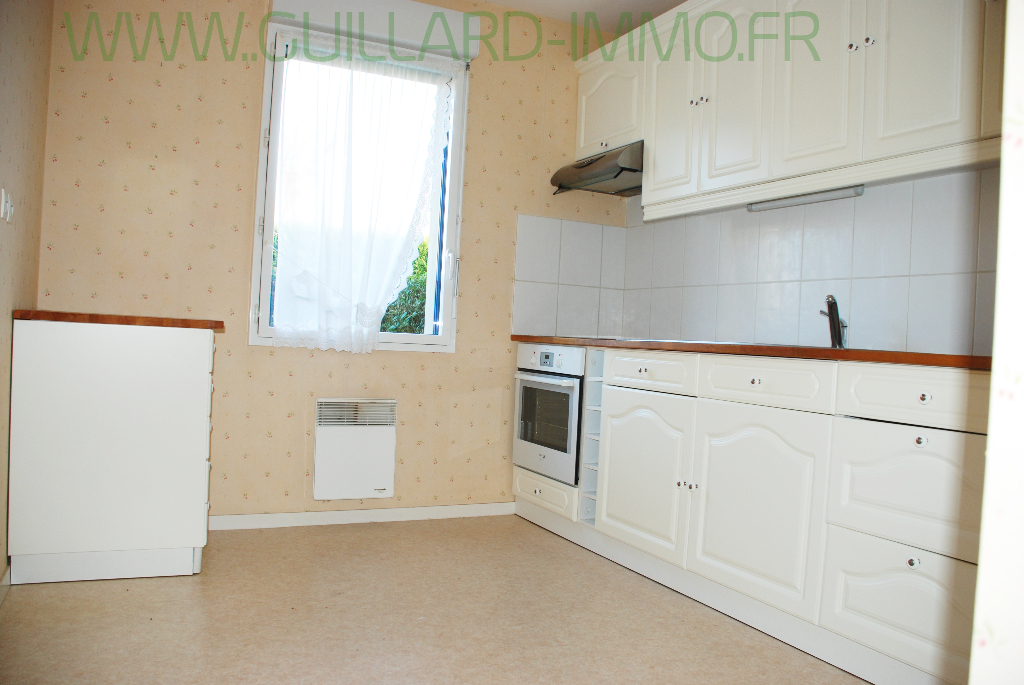 Photo Appartement Janzé 67 m2- rez de jardin - 2 chambres -  garage & parking image 2/3