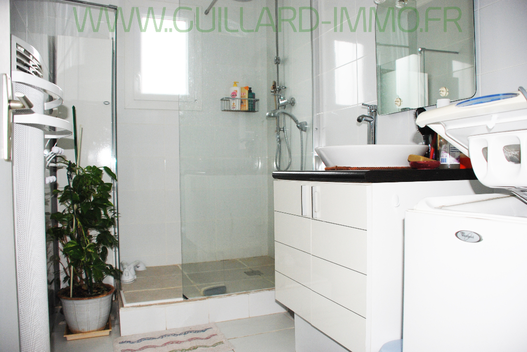 Photo Maison de Plain-pied  à Piré sur Seiche non mitoyenne - 3 chambres image 5/5