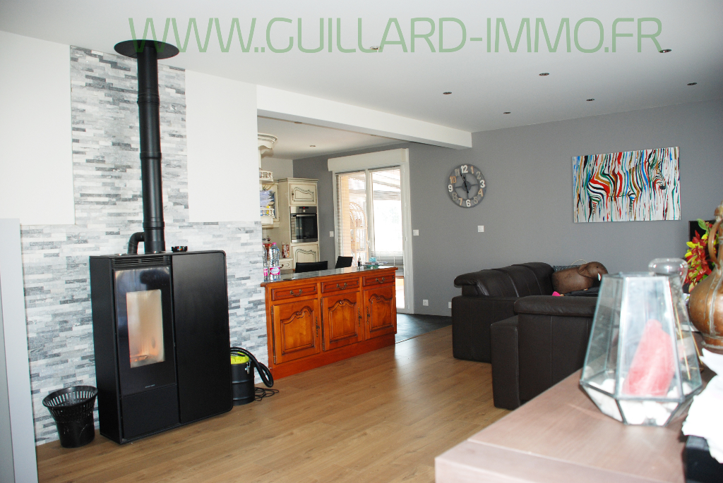 Photo Maison non mitoyenne - bourg Amanlis - 3 chambres - 529 m² terrain- 20 mn de Rennes image 2/6
