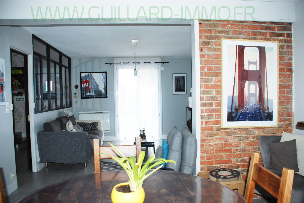 Photo Maison non mitoyenne - Amanlis - 3 chambres - 2 bureaux - 20 mn de Rennes image 2/6