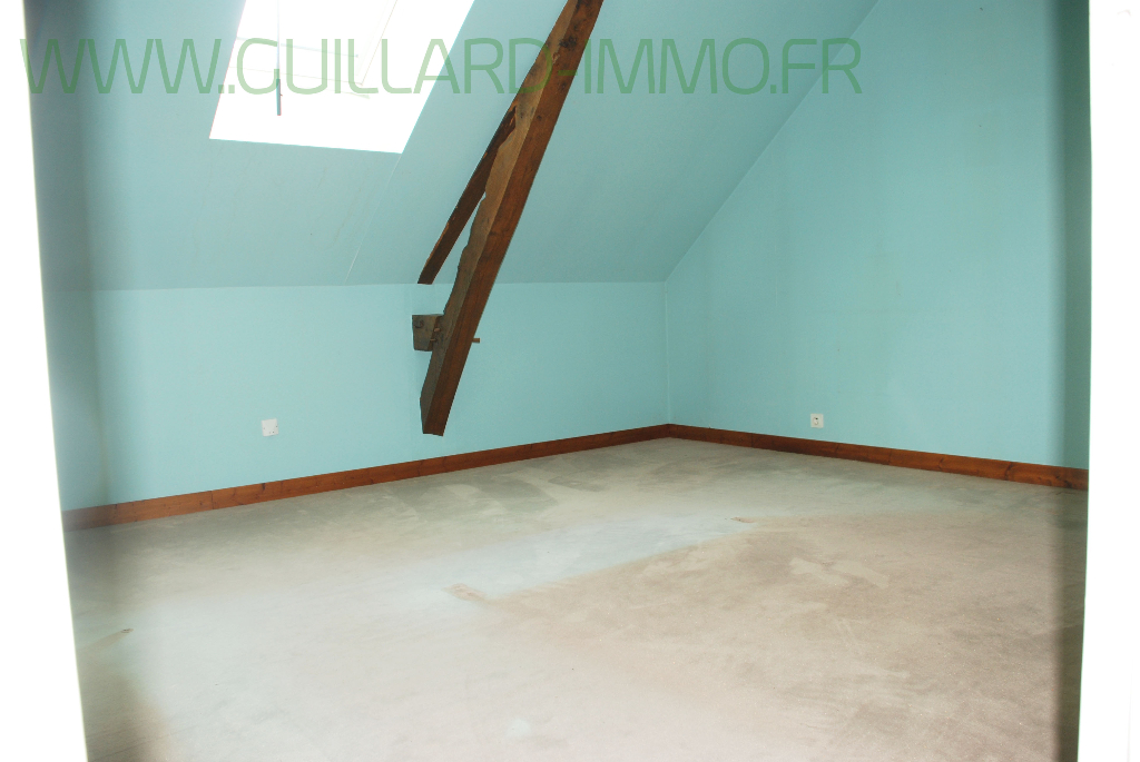 Photo Maison CHATEAUGIRON non mitoyenne 190 m2 - 5 chambres  - 6 250 m² de terrain image 5/6