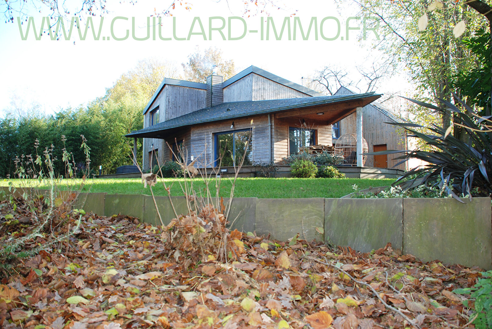 Photo Maison d'architecte - 5 mn Chateaugiron - 4 chambres - 1 338 m² terrain image 1/6