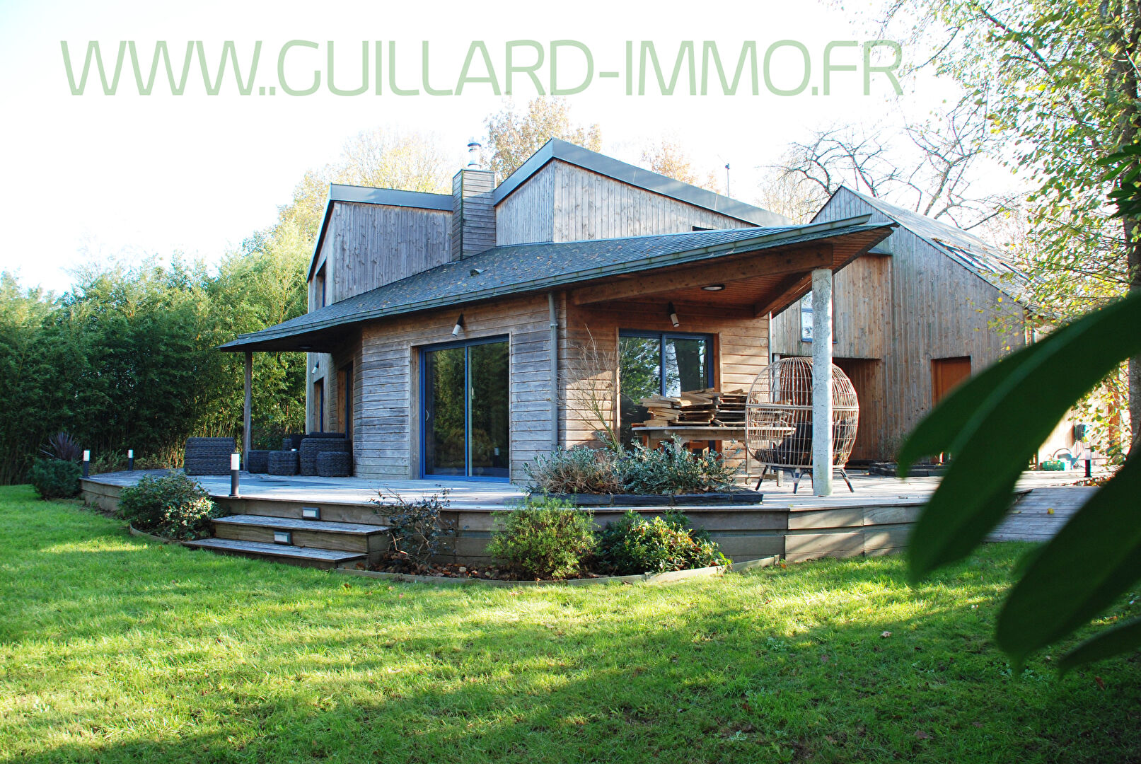 Photo Maison d'architecte - 5 mn Chateaugiron - 4 chambres - 1 338 m² terrain image 2/6