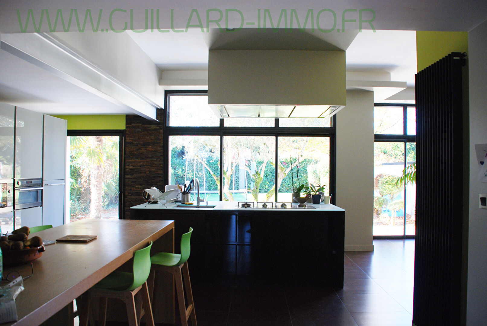 Photo Janzé -Maison non mitoyenne sans vis à vis - 4 chambres dont 1 RDC et un bureau - 721 m²  terrain image 3/6