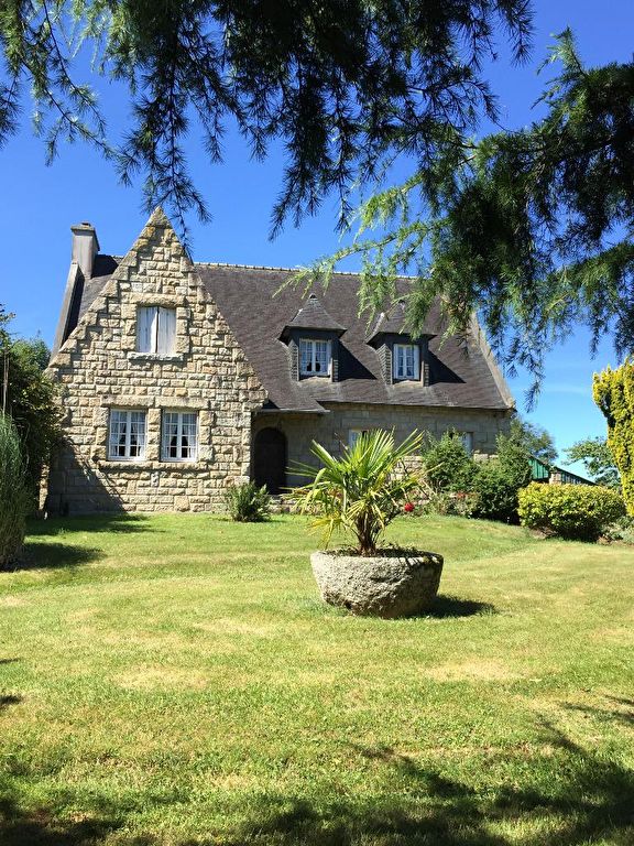 A vendre SAINT SAUVEUR Maison 175 m² + hangar SaintSauveur 24520