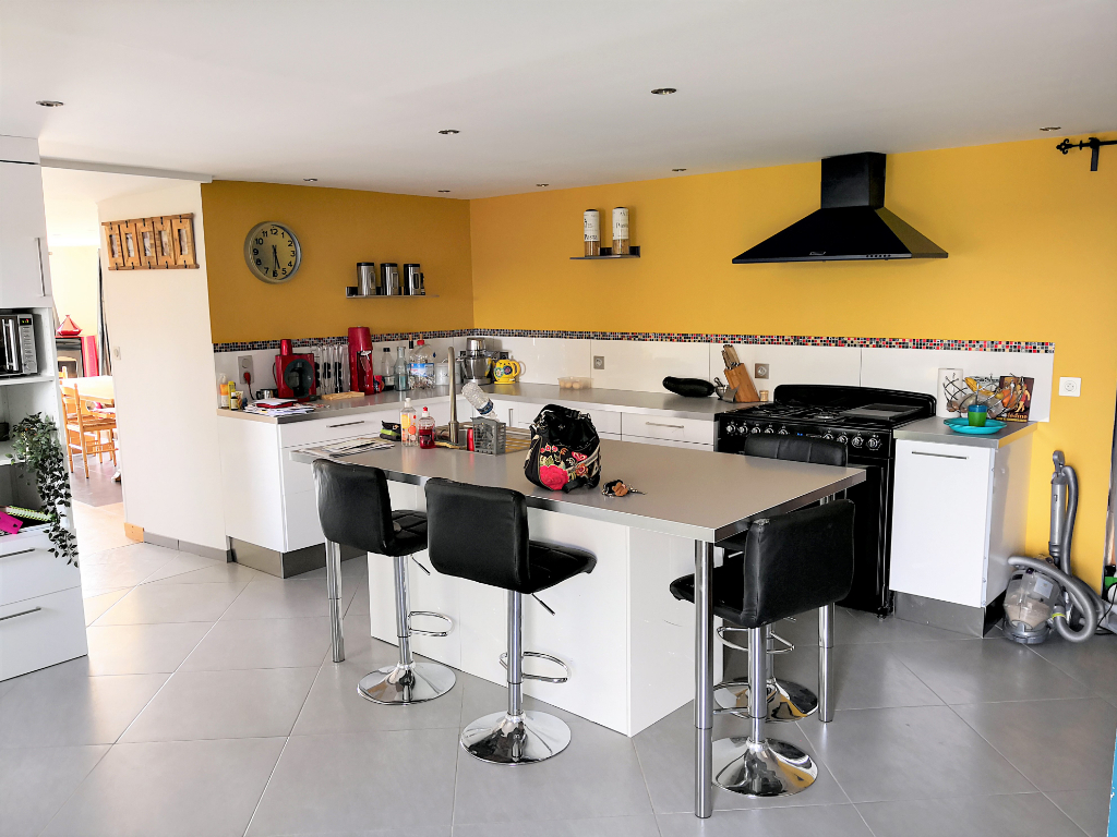 Maison Plouedern 5 pièce(s) 124 m2