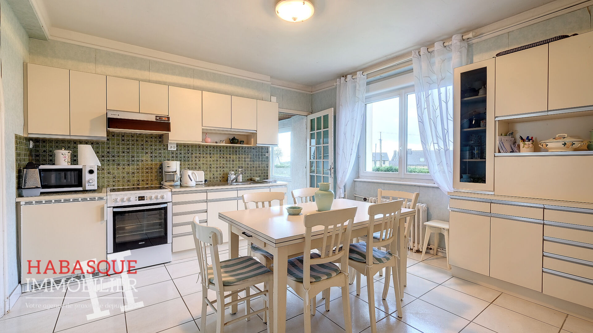 Photo Maison Plouneventer 8 pièce(s) 120 m2 image 5/6