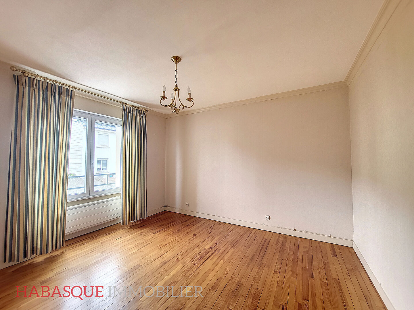 Photo Maison Landerneau 8 pièces 159 m2 image 4/6