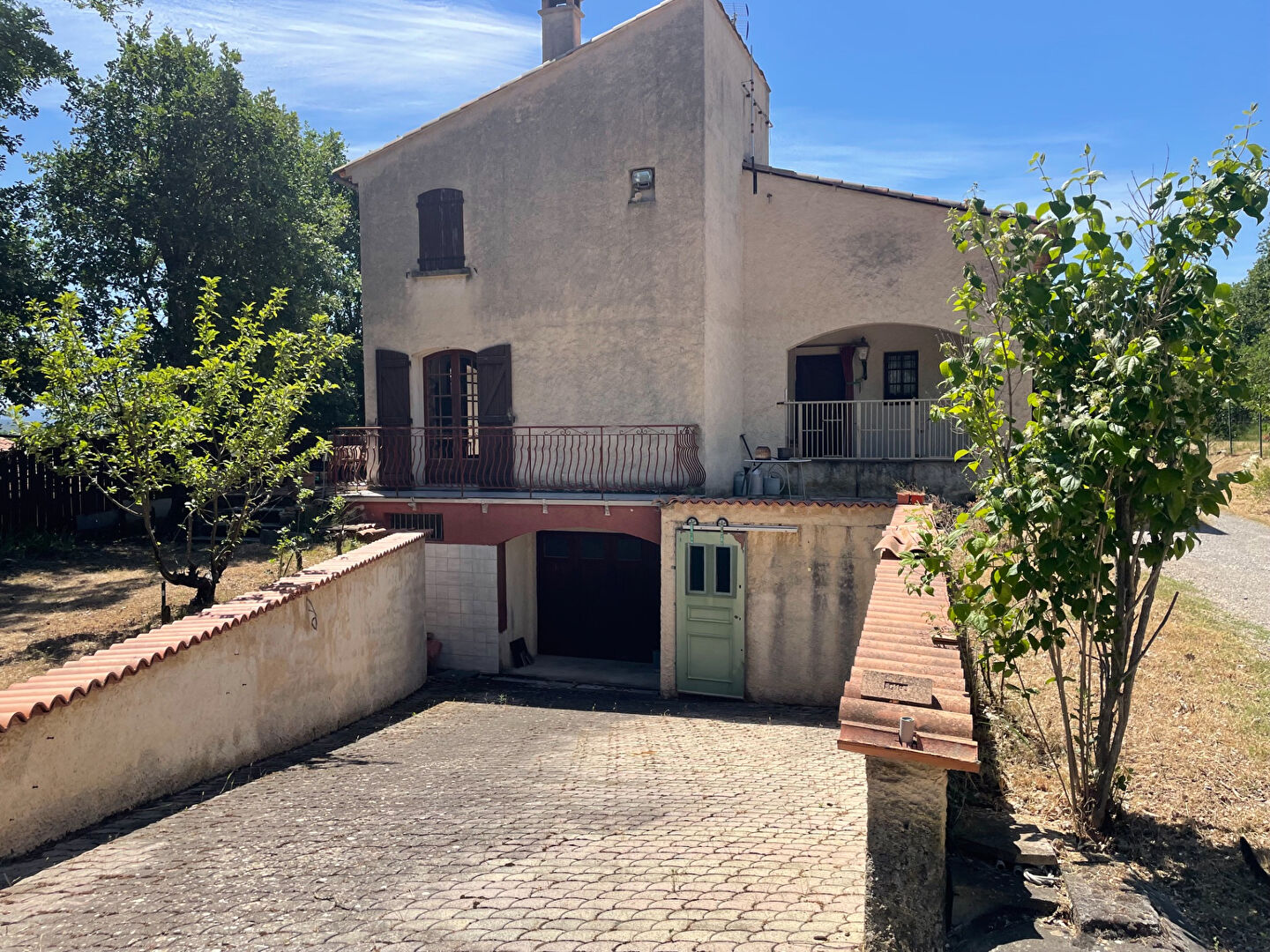 Maison familiale des années 70 avec fort potentiel ? Quartier recherché de Vinon-sur-Verdon