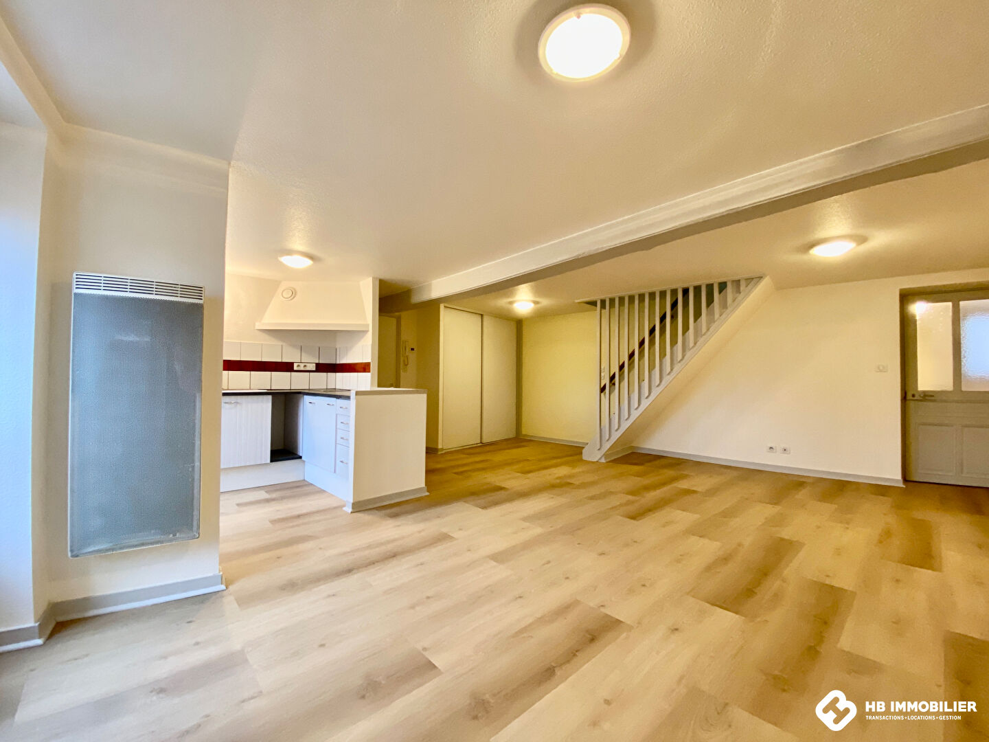 Agence immobilière de 
 HB IMMOBILIER - HB IMMOBILIER 
