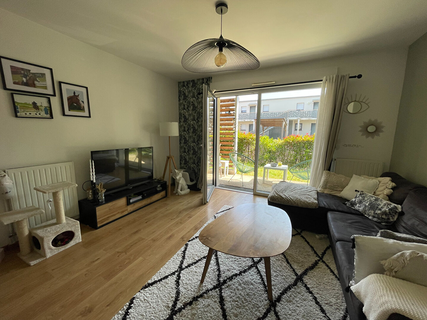 Appartement T2 MEUBLE - TERRASSE - JARDIN