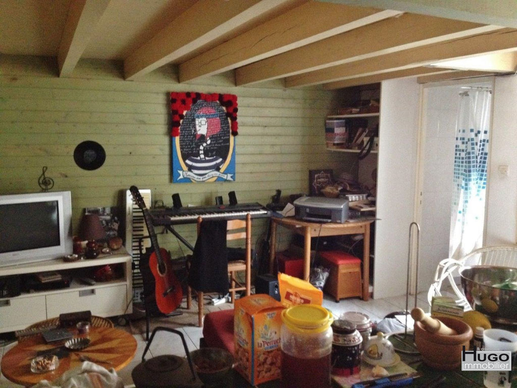 Photo DÉJÀ VENDU PAR HUGO IMMOBILIER & ASSOCIES !!! BORDEAUX COURS DE L'YSER / CAPUCINS - IMMEUBLE VIDE 4 LOTS 170M² + COUR. image 2/6