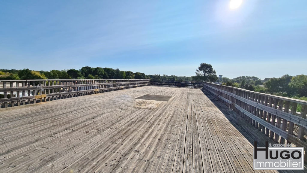 DÉJÀ VENDU ! LE TAILLAN PROCHE CENTRE - APPARTEMENT T4 DE 126M² + TERRASSE PANORAMIQUE DE 200M²