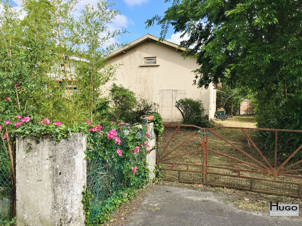 DÉJÀ VENDU PAR HUGO IMMOBILIER & ASSOCIES !!! EXCLUSIVITÉ ! VILLENAVE D'ORNON / PROCHE MAIRIE - MAISON A RENOVER DE 91M² AVEC GARAGE ET JARDIN DE 480M². AGRANDISSEMENT POSSIBLE !