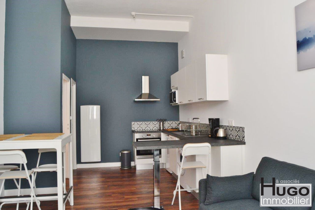 Photo DÉJÀ VENDU PAR L'AGENCE !!! BORDEAUX COURS PASTEUR - MUSÉE D'AQUITAINE - IMMEUBLE  3 LOTS RENOVES ET MEUBLES ! image 6/6