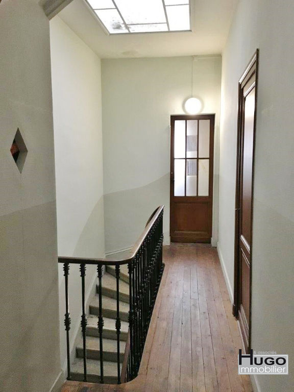 Photo DÉJÀ VENDU PAR HUGO IMMOBILIER & ASSOCIES !!!  BORDEAUX GARE SAINT JEAN- EURATLANTIQUE- IMMEUBLE DE RAPPORT 4 LOTS DE 195M² ! image 4/6