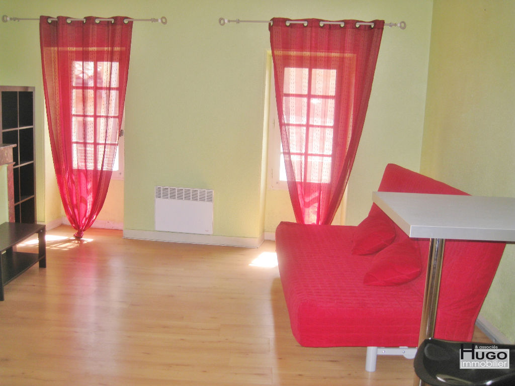 Photo DÉJÀ VENDU PAR HUGO IMMOBILIER & ASSOCIES !!! EXCLUSIVITÉ !!! BORDEAUX - PORTE DE BOURGOGNE - IMMEUBLE 4 LOTS LOUÉS MEUBLÉS EN SECTEUR SAUVEGARDÉ ! image 3/6