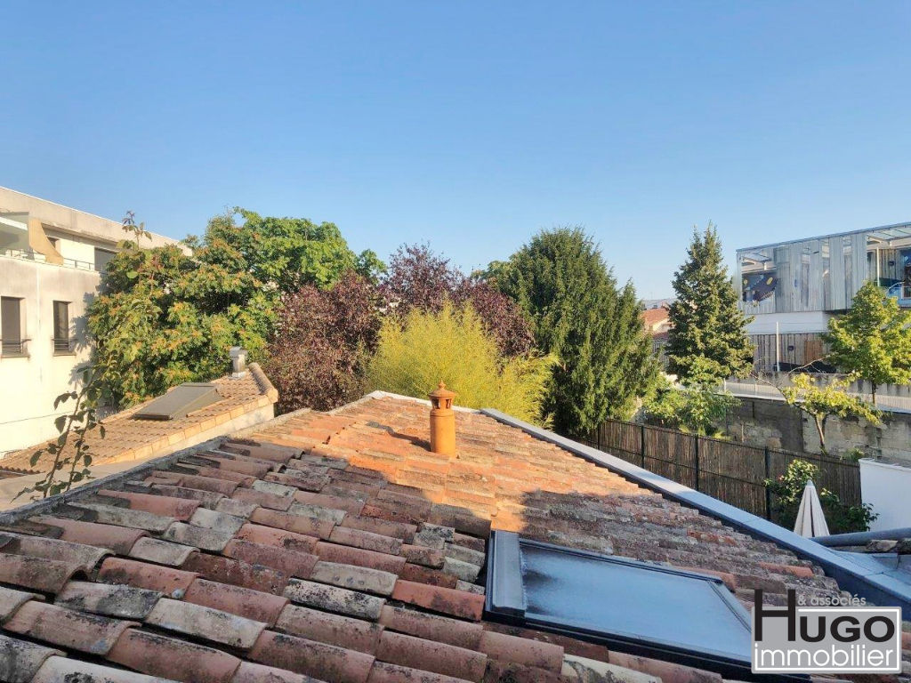 DÉJÀ VENDU PAR L'AGENCE ! EXCLUSIVITÉ !!! BORDEAUX- COURS DE L'ARGONNE- TRAM BERGONIÉ- IMMEUBLE MIXTE 2 LOTS. REVENU LOCATIF ANNUEL: 47.000  !!