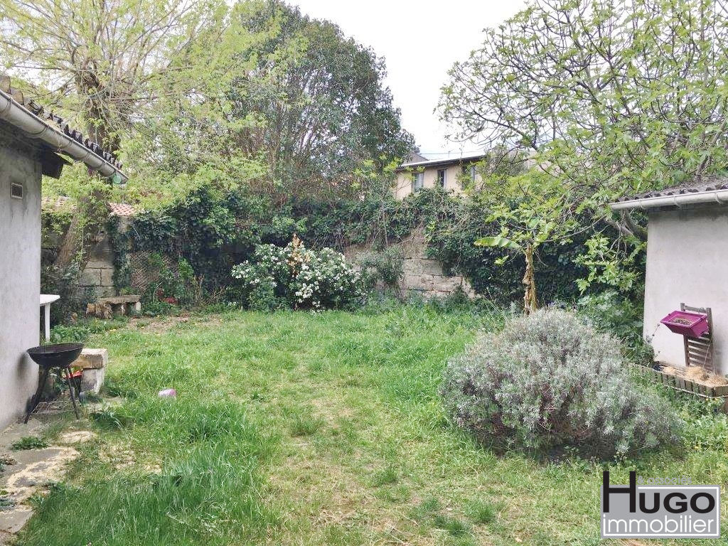 Photo DÉJÀ VENDU PAR L'AGENCE ! BORDEAUX BARRIÈRE DE BÈGLES- LOCAL COMMERCIAL VIDE 60M² + JARDINET 22M² ! image 5/6