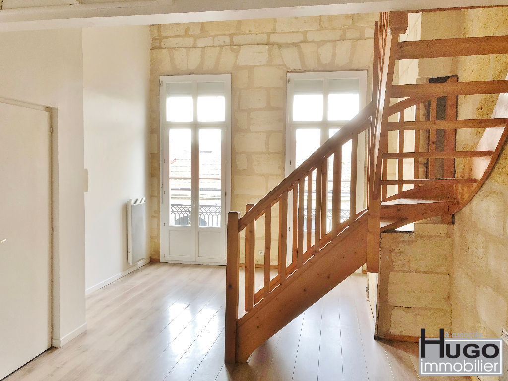 DÉJÀ VENDU PAR L'AGENCE !!! SPÉCIAL INVESTISSEUR ! EXCLUSIVITÉ !!! BORDEAUX BARRIÈRE DE BÈGLES- APPARTEMENT T3 DUPLEX- VENDU LOUE !