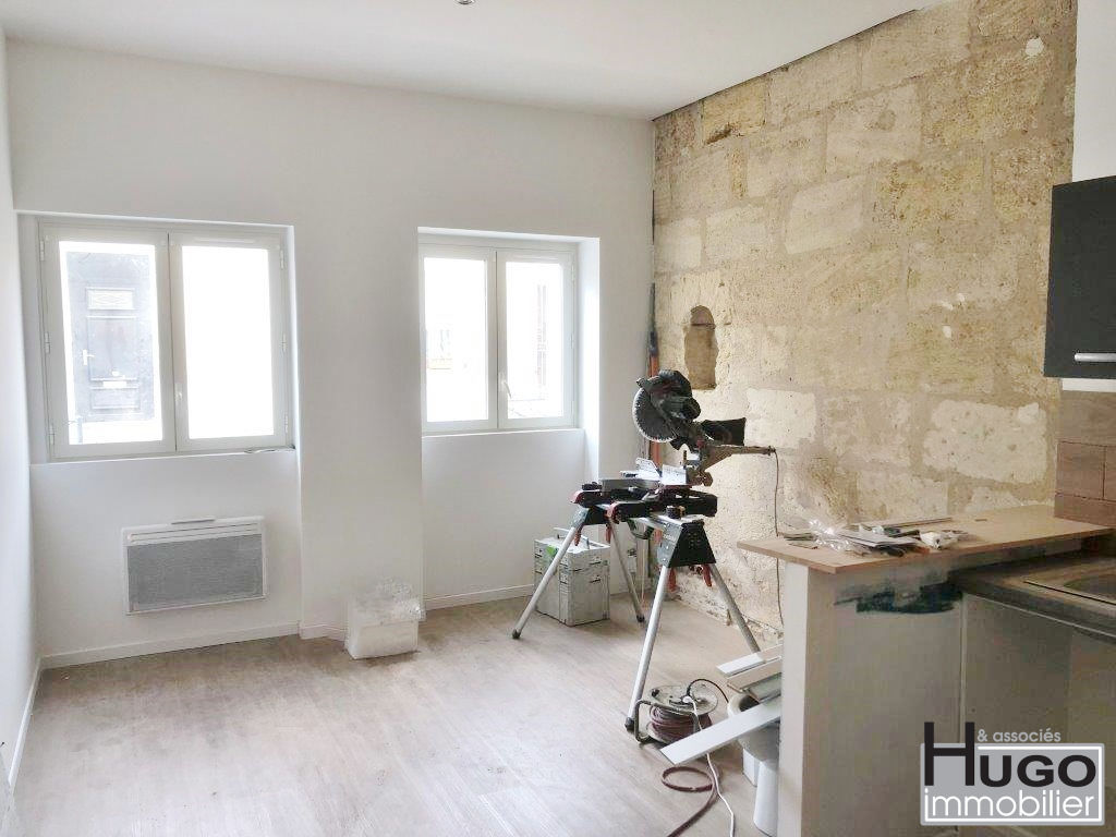 Photo DÉJÀ VENDU PAR L'AGENCE ! EXCLUSIVITÉ !!! BORDEAUX ORNANO - TYPE 1 ENTIEREMENT RENOVÉ ! image 1/5