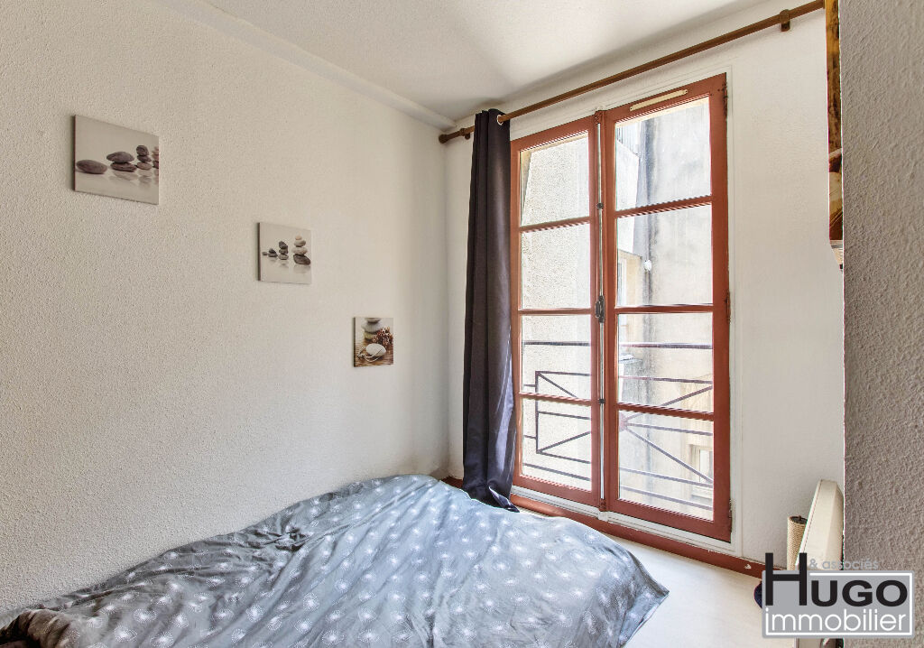 Photo DÉJÀ VENDU PAR L'AGENCE !!! EXCLUSIVITE !!! BORDEAUX PLACE GAMBETTA - STUDIO 28M² VENDU LOUE. image 4/6