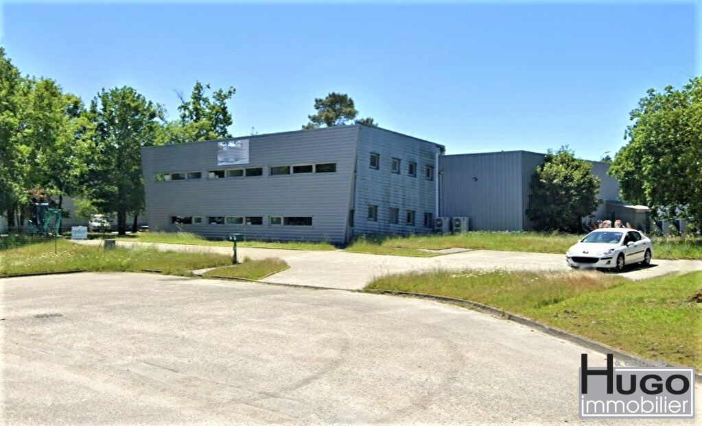 DÉJÀ VENDU PAR L'AGENCE !!! EXCLUSIVITÉ ! MARTIGNAS SUR JALLE- ENTREPOT + PARKING + TERRAIN DE STOCKAGE- REVENU LOCATIF 82.000NET/AN !