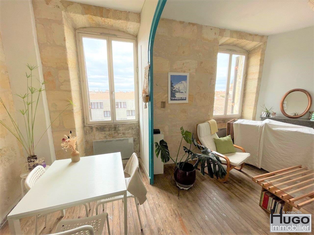 Photo DÉJÀ VENDU !!! BORDEAUX- PROCHE COURS VICTOR HUGO- IMMEUBLE 4 LOTS LOUÉS 210M² EN SECTEUR SAUVEGARDÉ ! image 5/6