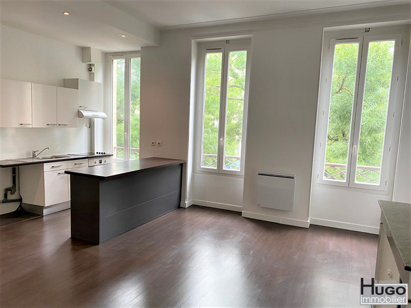 DÉJÀ VENDU PAR L'AGENCE ! EXCLUSIVITÉ ! BORDEAUX - COURS DE VERDUN - IMMEUBLE MIXTE 4 LOTS 240M² EN TRES BON ETAT GENERAL !