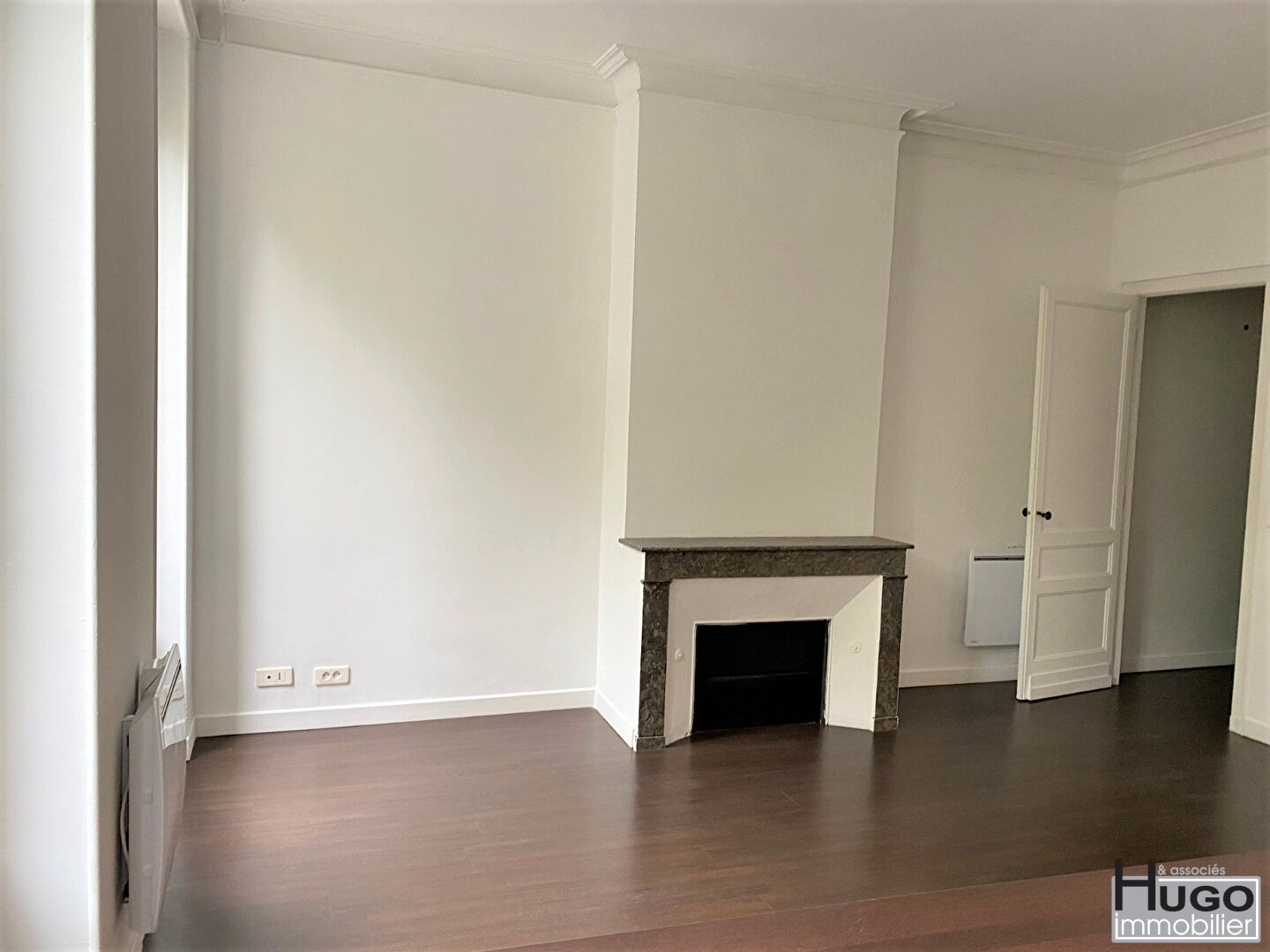 Photo DÉJÀ VENDU PAR L'AGENCE ! EXCLUSIVITÉ ! BORDEAUX - COURS DE VERDUN - IMMEUBLE MIXTE 4 LOTS 240M² EN TRES BON ETAT GENERAL ! image 2/6