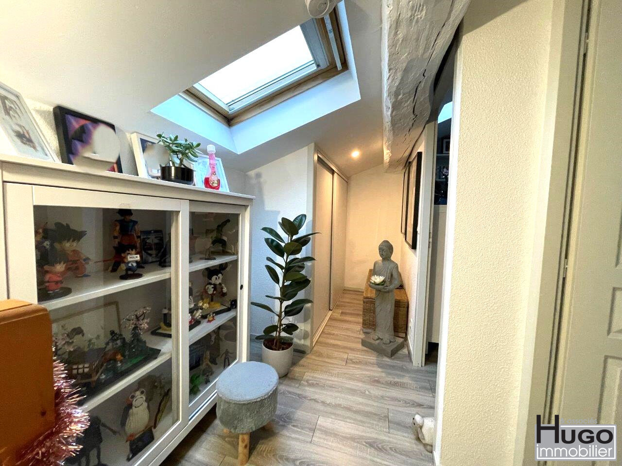 Photo DÉJÀ VENDU PAR L'AGENCE ! SAINT-ANDRÉ DE CUBZAC- MAIRIE- IMMEUBLE DE RAPPORT 6 LOGEMENTS + GARAGE + COUR ET JARDIN- REVENU LOCATIF 45KNET/AN ! image 4/6