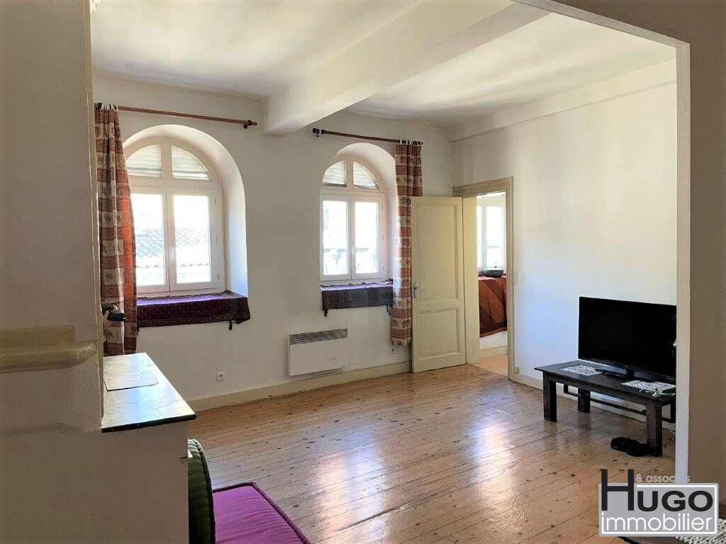BORDEAUX- COURS VICTOR HUGO- SECTEUR SAUVEGARDÉ- IMMEUBLE MIXTE 4 LOTS 240M² EN SECTEUR SAUVEGARDÉ !