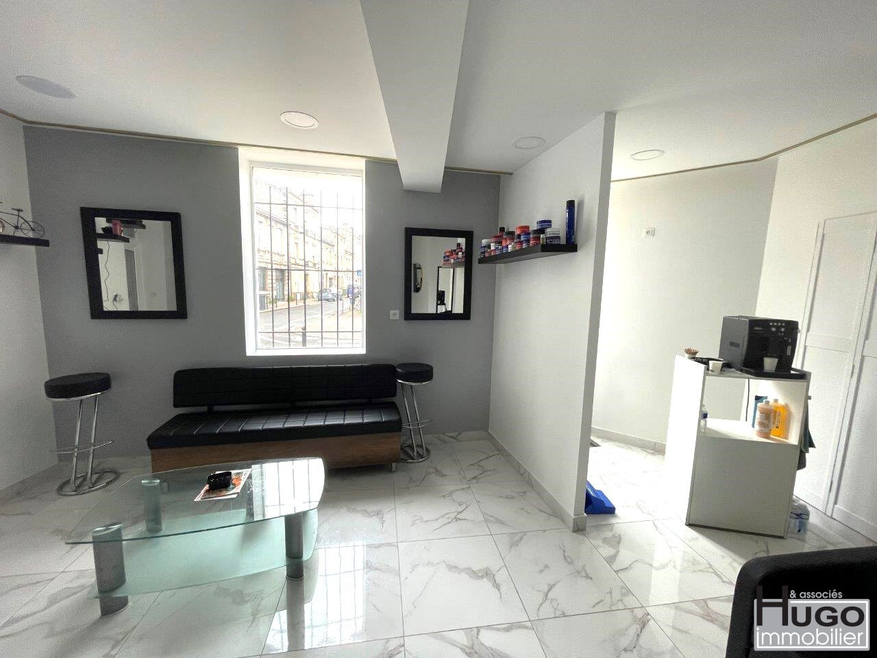 DÉJÀ VENDU !!! BORDEAUX- COURS DE L'ARGONNE- TRAMWAY B : SAINT NICOLAS- IMMEUBLE MIXTE 5 LOTS AVEC TRAVAUX !