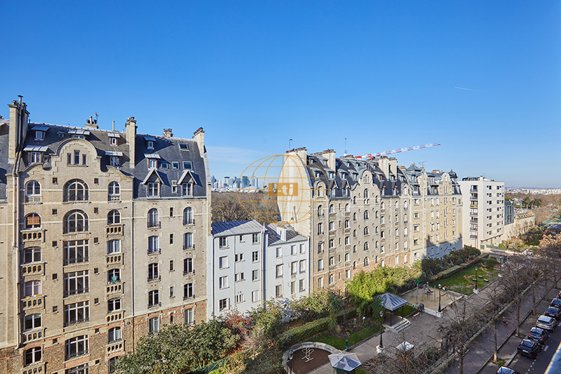 Photo Appartement Paris 4 pièce(s) 115.35 m2 image 2/6