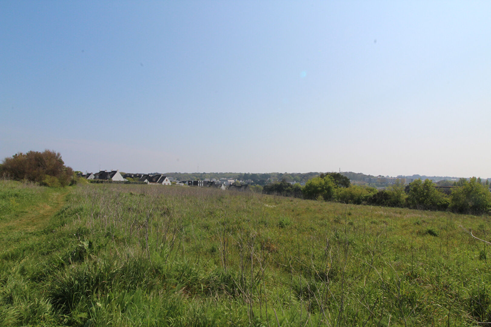 BELLE ILE EN MER  VENTE  TERRAIN  A VENDRE  PROCHE DU PORT  7 693 m²