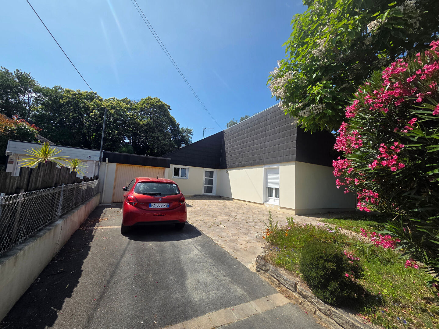 Agence immobilière de 
 I2A -  IDEE GESTION AIR ET SOLEIL Larmor plage - IIDEE GESTION AIR ET SOLEIL 
